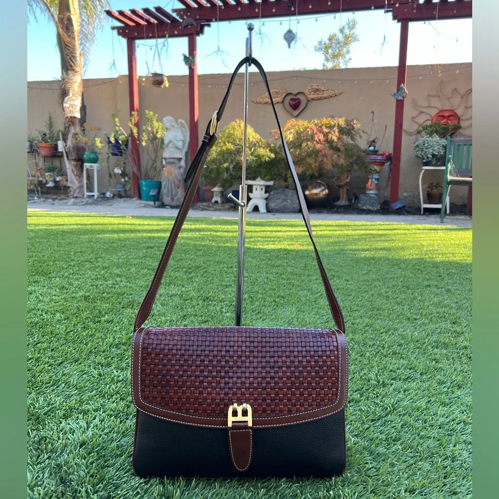 BALLY Vintage Leather Shoulder Bag EUC - Picture 15 of 17